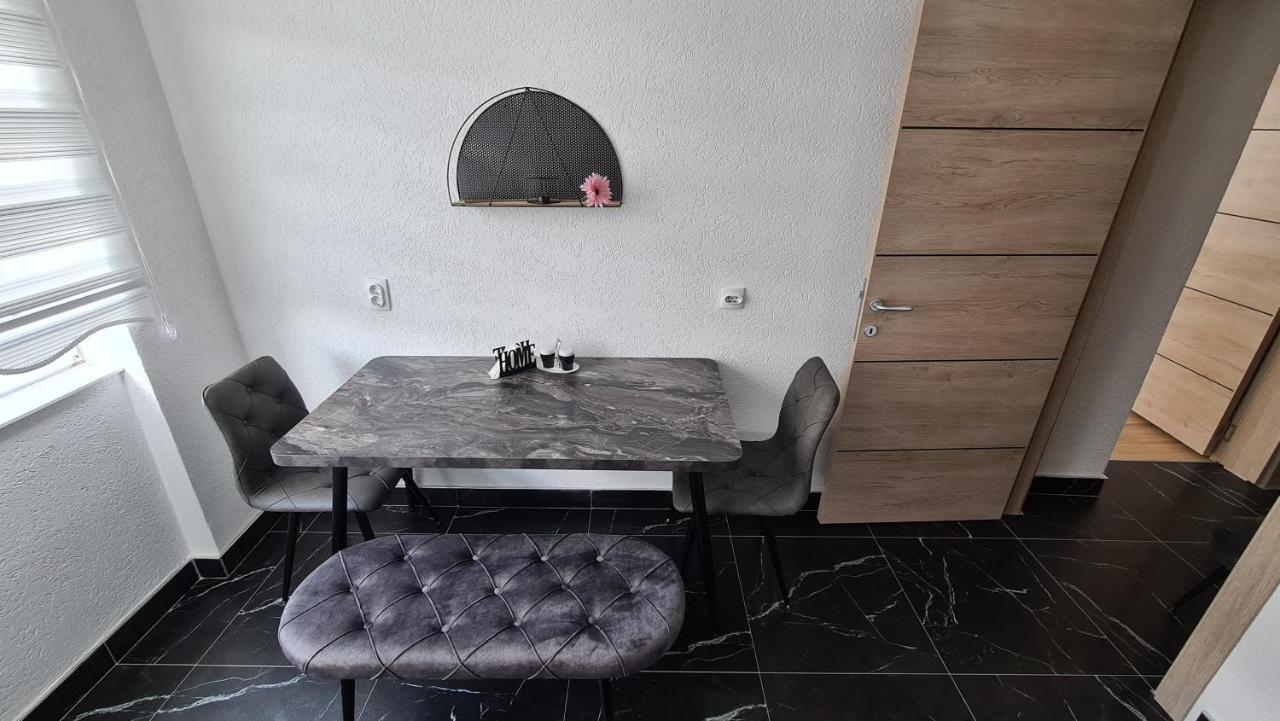 Galata Vip Apartment Novi Pazar Eksteriør billede